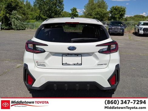 Used 2024 Subaru Crosstrek 2.0i AWD/4WD image 4