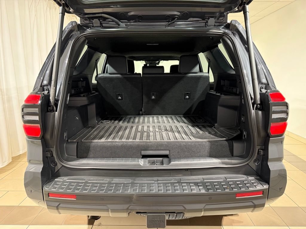 Certified 2025 Toyota 4Runner TRD Off-Road Premium w/ Tow Technology Package AWD/4WD image 11