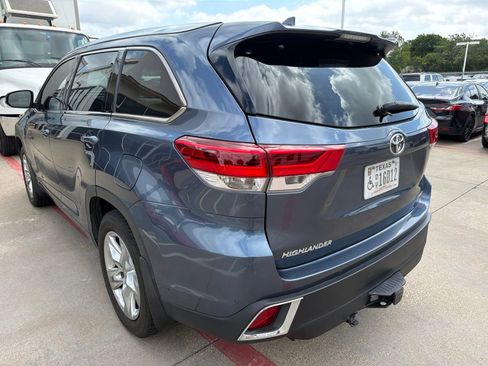 Used 2019 Toyota Highlander Limited FWD image 5