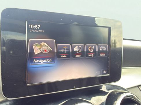 Used 2015 Mercedes-Benz C 300 Sedan image 14