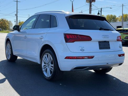 Used 2018 Audi Q5 2.0T Premium w/ Premium Plus Package image 6