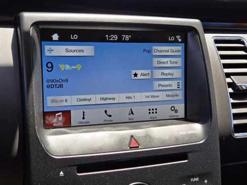 Used 2018 Ford Flex SEL w/ Equipment Group 202A FWD image 17