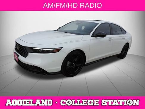 Used 2025 Honda Accord Sport image 8