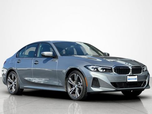 Used 2023 BMW 330i Sedan w/ Driving Assistance Package RWD image 7