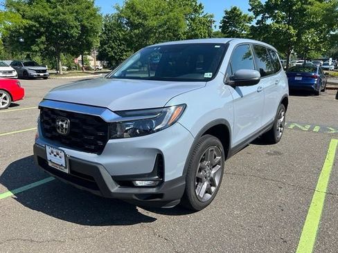 Used 2023 Honda Passport EX-L image 3
