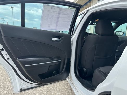 Used 2022 Dodge Charger SXT image 27