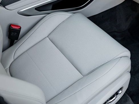 New 2026 Jaguar F-PACE R-Dynamic S image 28