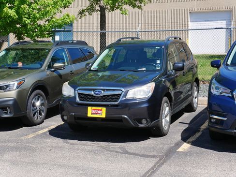 Used 2014 Subaru Forester 2.5i Limited w/ Popular Package #2 AWD/4WD image 3