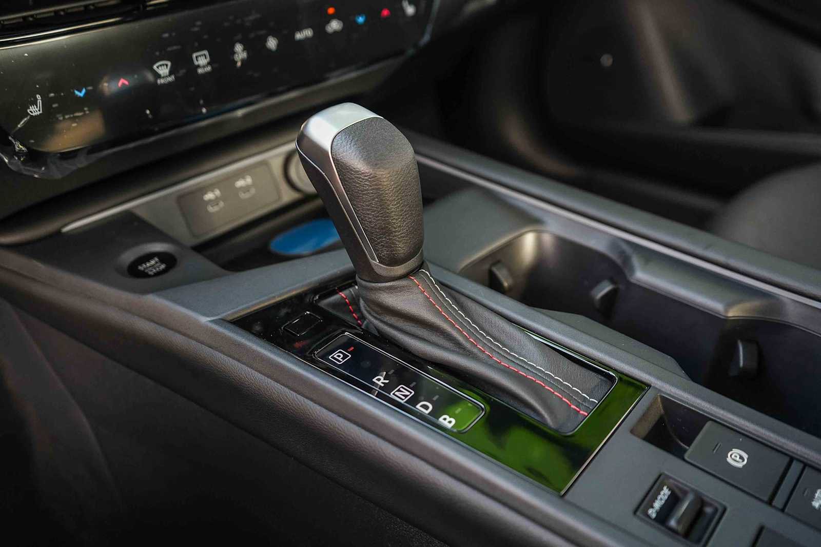 New 2027 Nissan Sentra SR w/ SR Premium Package FWD image 21