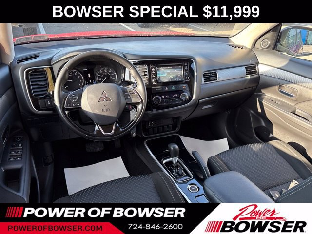 Used 2017 Mitsubishi Outlander ES AWD/4WD image 11