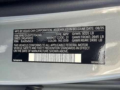 New 2026 Volvo XC40 B5 Ultra w/ Climate Package image 35