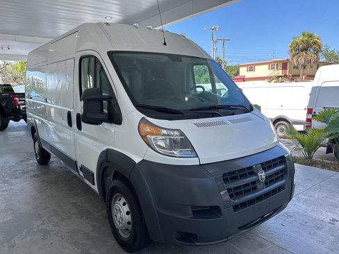 Used 2014 RAM ProMaster 2500 w/ Interior Convenience Group image 4