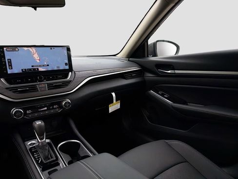 New 2025 Nissan Altima 2.5 SL image 25