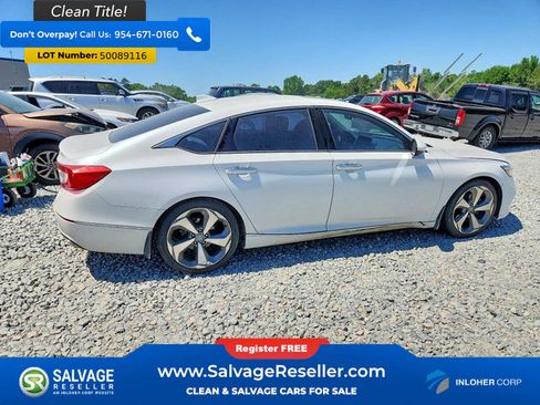 Used 2018 Honda Accord Touring image 4
