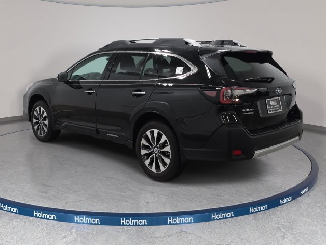Used 2024 Subaru Outback Touring AWD/4WD image 8