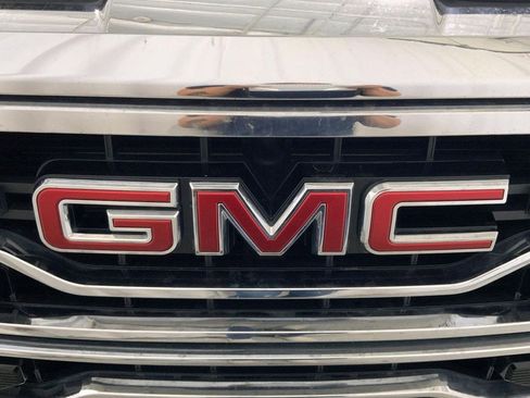 Used 2025 GMC Sierra 1500 SLT image 27