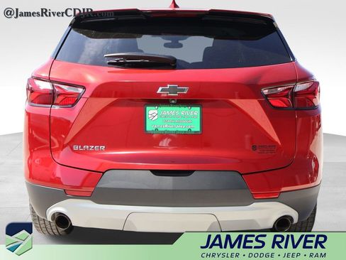 Used 2021 Chevrolet Blazer LT image 4