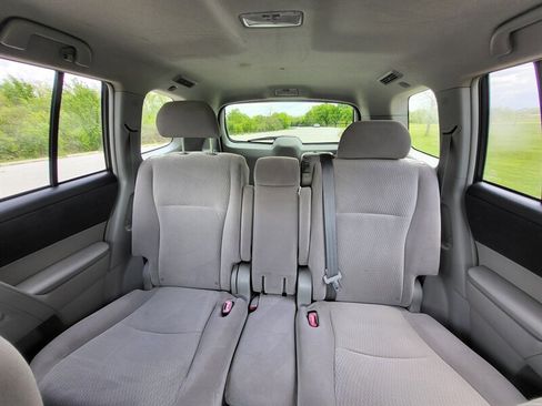 Used 2010 Toyota Highlander 2WD image 15