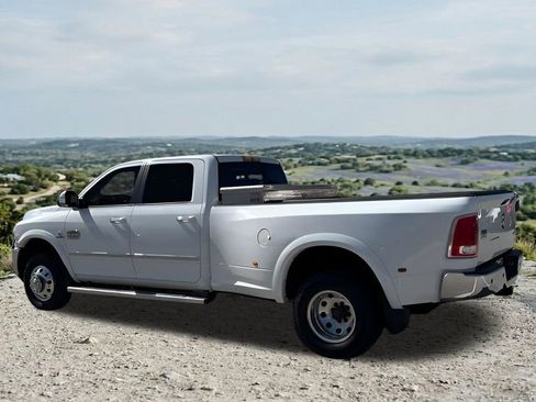 Used 2014 RAM 3500 Laramie Longhorn image 5