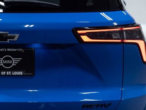 Used 2025 Chevrolet Equinox ACTIV w/ Convenience Package III image 8