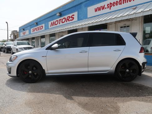 Used 2015 Volkswagen GTI S FWD image 3