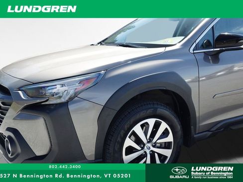 Used 2023 Subaru Outback Premium AWD/4WD image 34