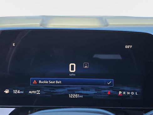 Used 2025 Chevrolet Suburban RST w/ Comfort Package AWD/4WD image 23