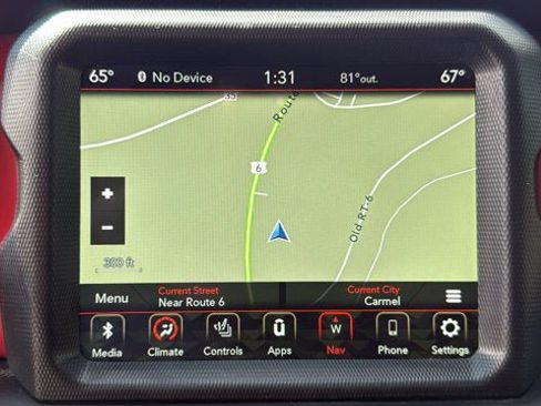 Used 2022 Jeep Wrangler Unlimited Rubicon w/ Dual Top Group AWD/4WD image 18