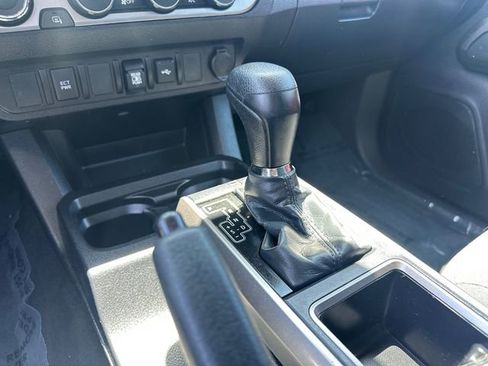 Used 2023 Toyota Tacoma SR5 AWD/4WD image 24