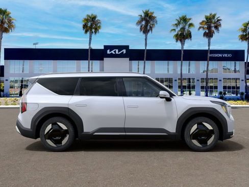 New 2026 Kia EV9 Wind image 7