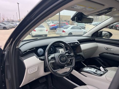 Used 2024 Hyundai Tucson Limited image 24