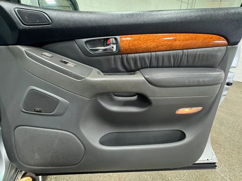 Used 2006 Lexus GX 470 image 23