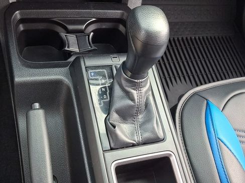 Used 2023 Toyota Tacoma SR AWD/4WD image 16