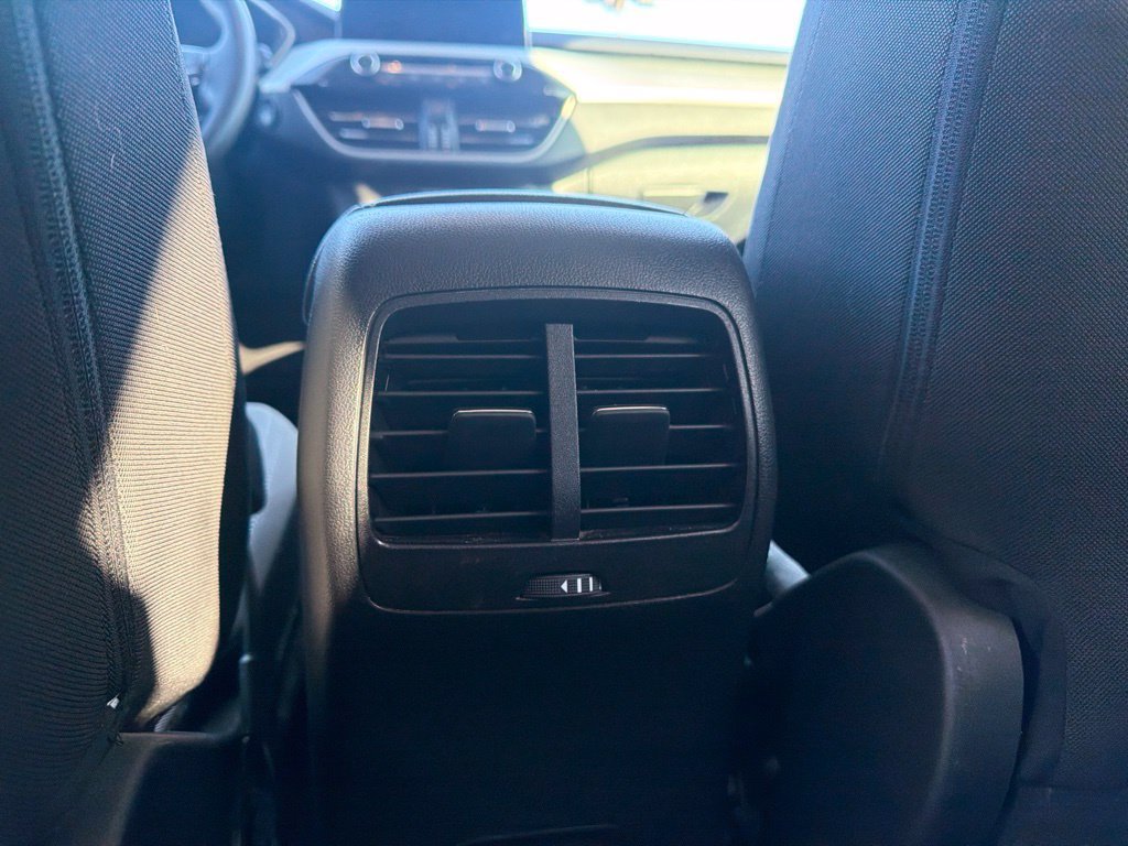 Used 2022 Ford Escape SE w/ Convenience Package FWD image 17