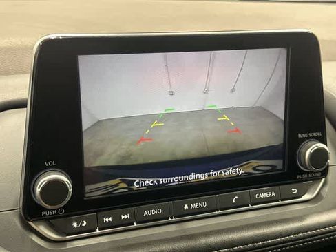 Used 2023 Nissan Rogue S FWD image 23