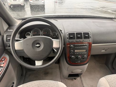 Used 2005 Chevrolet Uplander w/ Climate Package image 8