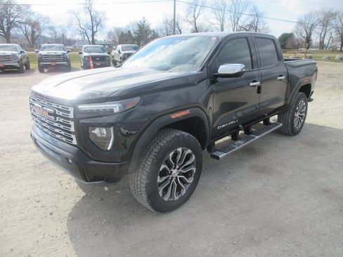 New 2026 GMC Canyon Denali image 10