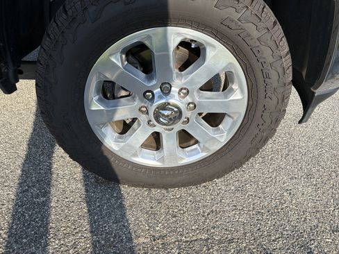 Used 2022 RAM 2500 Laramie AWD/4WD image 12