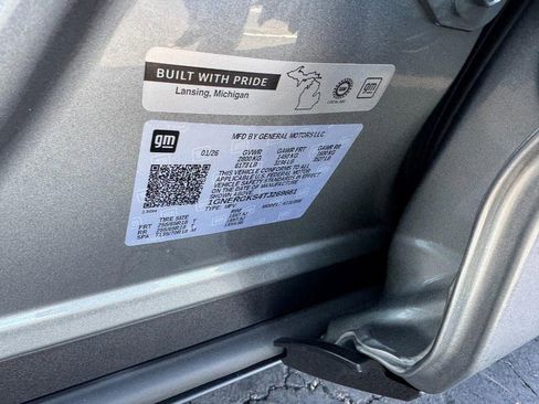 New 2026 Chevrolet Traverse LT image 18