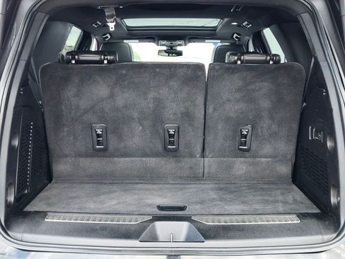 Used 2022 Chevrolet Tahoe RST w/ Luxury Package image 32