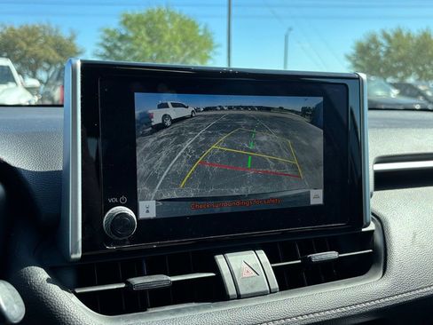 Used 2023 Toyota RAV4 LE image 10