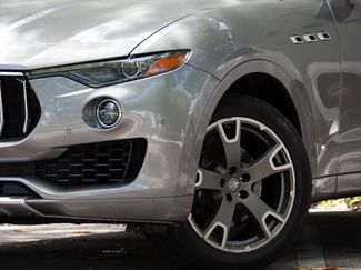 Used 2017 Maserati Levante w/ Luxury Package AWD/4WD video 2