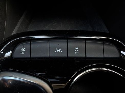 Used 2025 Buick Encore GX Preferred FWD image 23