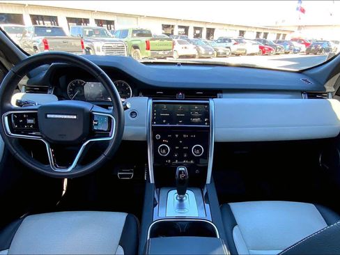 Used 2023 Land Rover Discovery Sport SE R-Dynamic AWD/4WD image 16