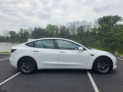 Used 2020 Tesla Model 3 Standard Range Plus RWD image 6