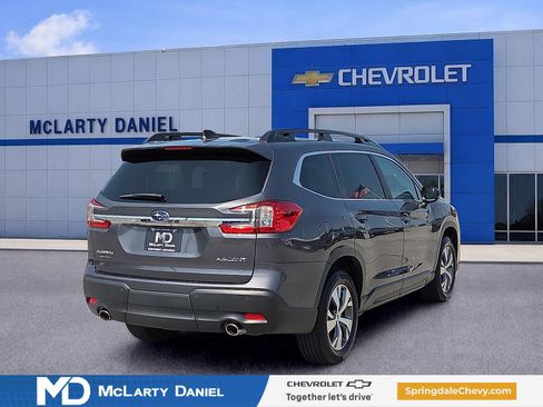 Used 2025 Subaru Ascent Premium AWD/4WD image 5
