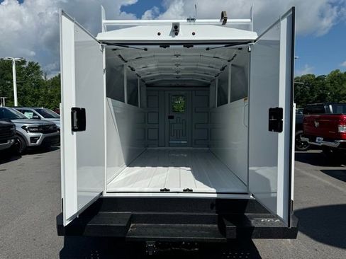 New 2025 Ford E-350 and Econoline 350 Super Duty w/ Power Equipment Group RWD image 22