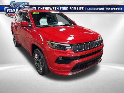 Used 2022 Jeep Compass Limited w/ (RED) Package AWD/4WD image 2