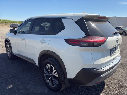 Used 2023 Nissan Rogue SV AWD/4WD image 3