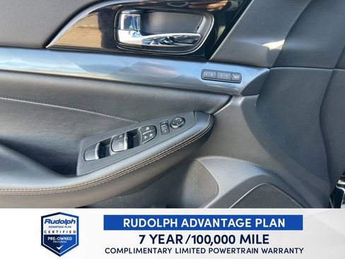 Used 2021 Nissan Maxima SR w/ Sport Mat Group image 19